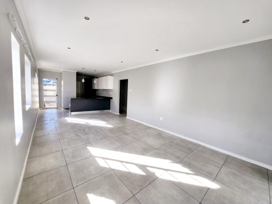 To Let 3 Bedroom Property for Rent in Lovemore Park Eastern Cape